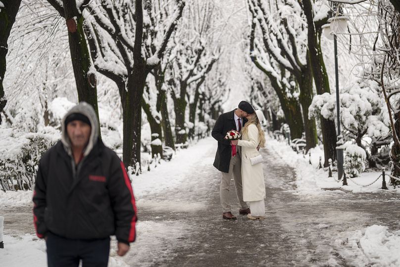 Снегопад в Бухаресте и морозы до -10 градусов, 20 января 2024 г.