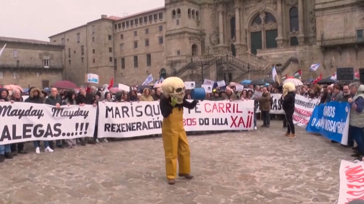 Акция протеста в Сантьяго-Сантьяго-де-Компостеле (Галисия, Испания) 