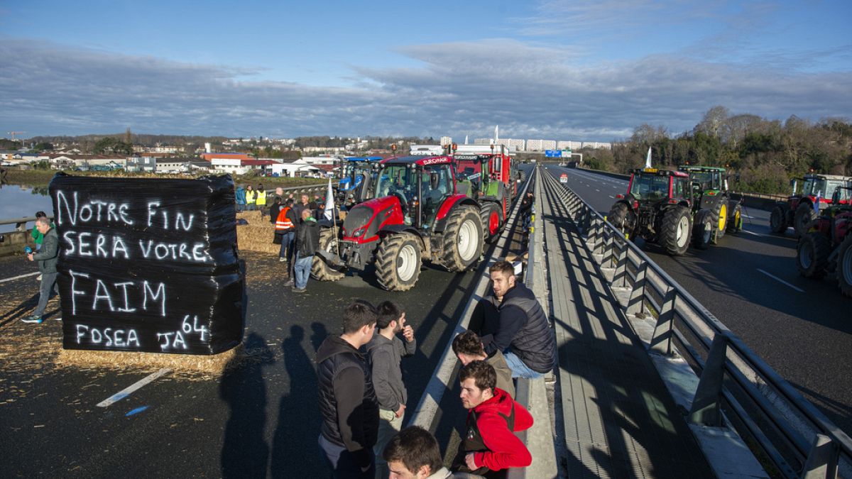 Bauernproteste nahe Bayonne in Südfrankreich am 23.1.24 