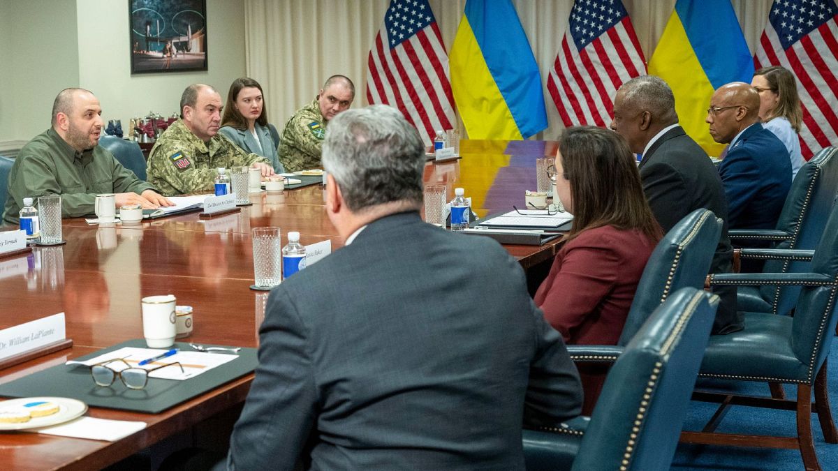 نشست ماه دسامبر وزرای دفاع آمریکا و اوکراین در پنتاگون