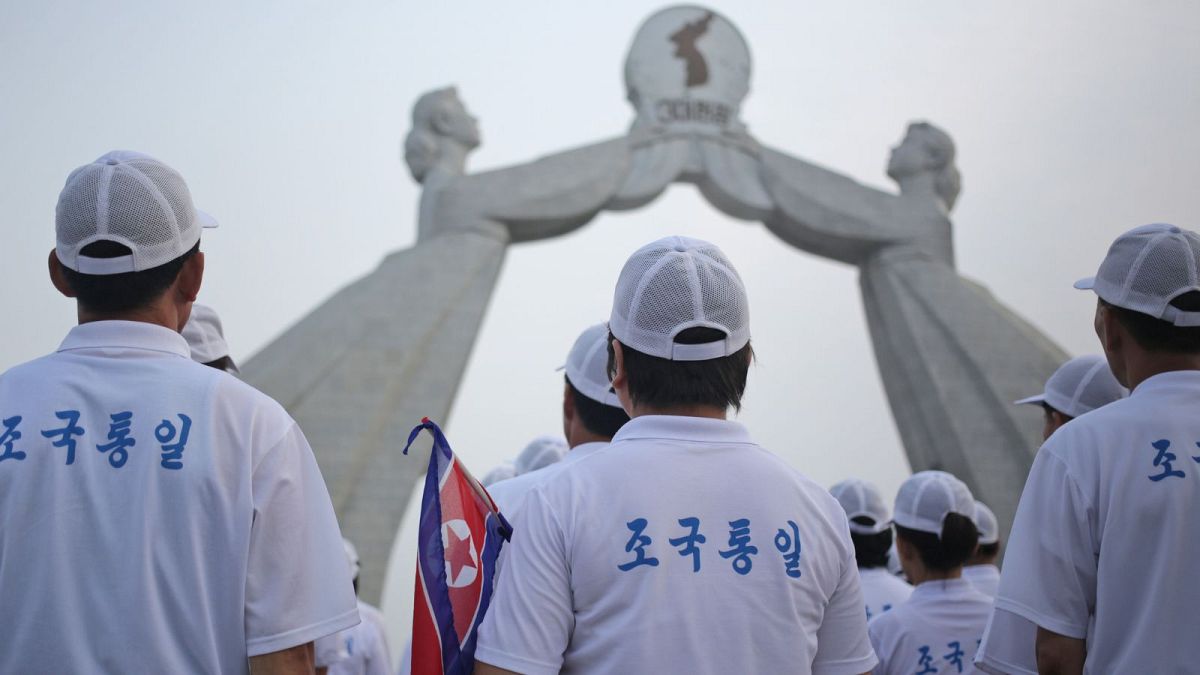 بنای «طاق اتحاد» در پیونگ‌یانگ که به عنوان نماد امید به وحدت دو کره ساخته شده بود