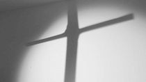 Ein unabhängiges Forscherteam hat einen Bericht über sexuelle Gewalt in der evangelischen Kirche in Deutschland (EKD) veröffentlicht. 