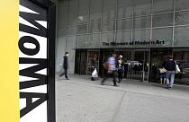 A New York-i Modern Művészetek Múzeumát (MoMA) szexuális zaklatás vádja miatt perelik