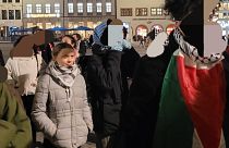 A svéd klímavédő ikon a lipcsei Izrael-ellenes megmozduláson