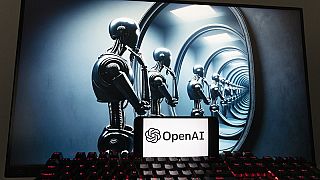 El logotipo de OpenAI en una pantalla de computadora generada por el modelo de texto a imagen Dall-E de ChatGPT, 8 de diciembre de 2023, en Boston