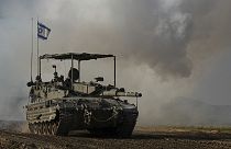 Israelische Panzer in Richtung auf den Gazastreifen unterwegs