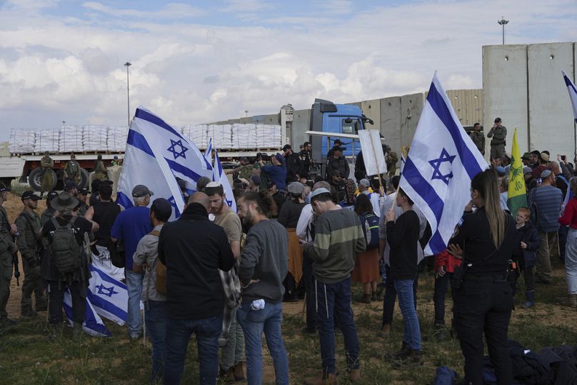Demonstration in Kerem Shalom