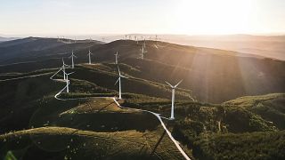 Στόχος της Σκωτίας είναι να παράγει αρκετή ενέργεια από πράσινες πηγές για να καλύψει τις δικές της ανάγκες και να συμβάλει στον εφοδιασμό άλλων χωρών με ηλεκτρική ενέργεια.