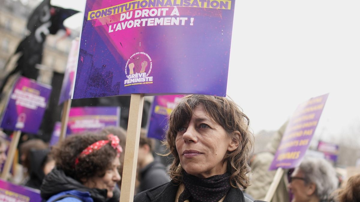 France's National Assembly votes on enshrining women’s rights to abortion in French Constitution thumbnail