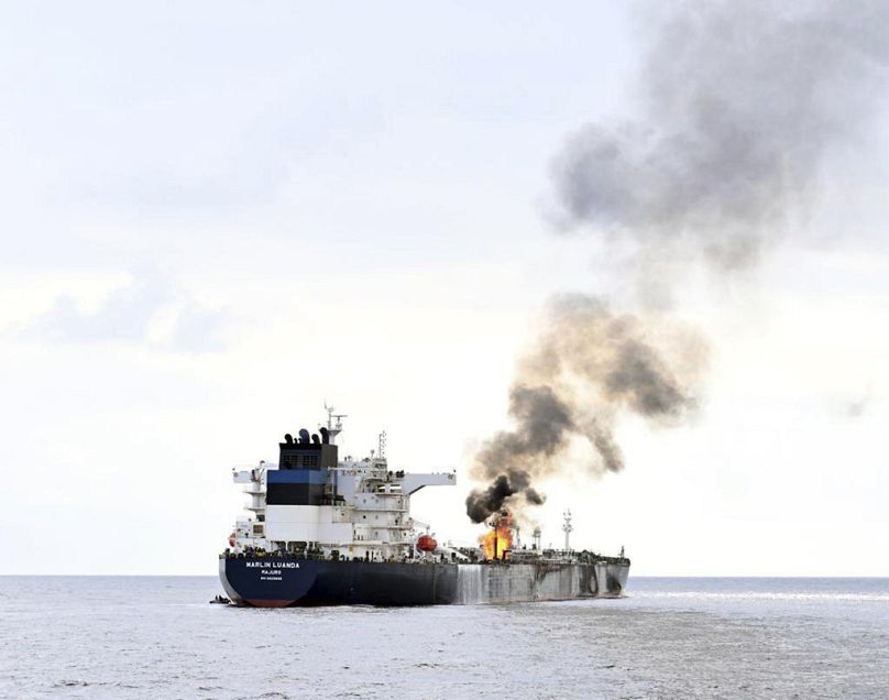 حملات حوثی‌ها به کشتی‌های تجاری در دریای سرخ