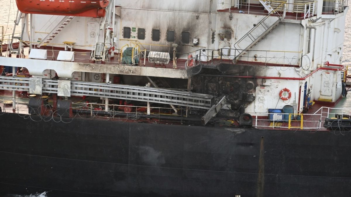 Американский корабль Genco Picardy, который в среду подвергся атаке дрона, запущенного йеменскими повстанцами-хуситами в Аденском заливе 18 января 2024 года.