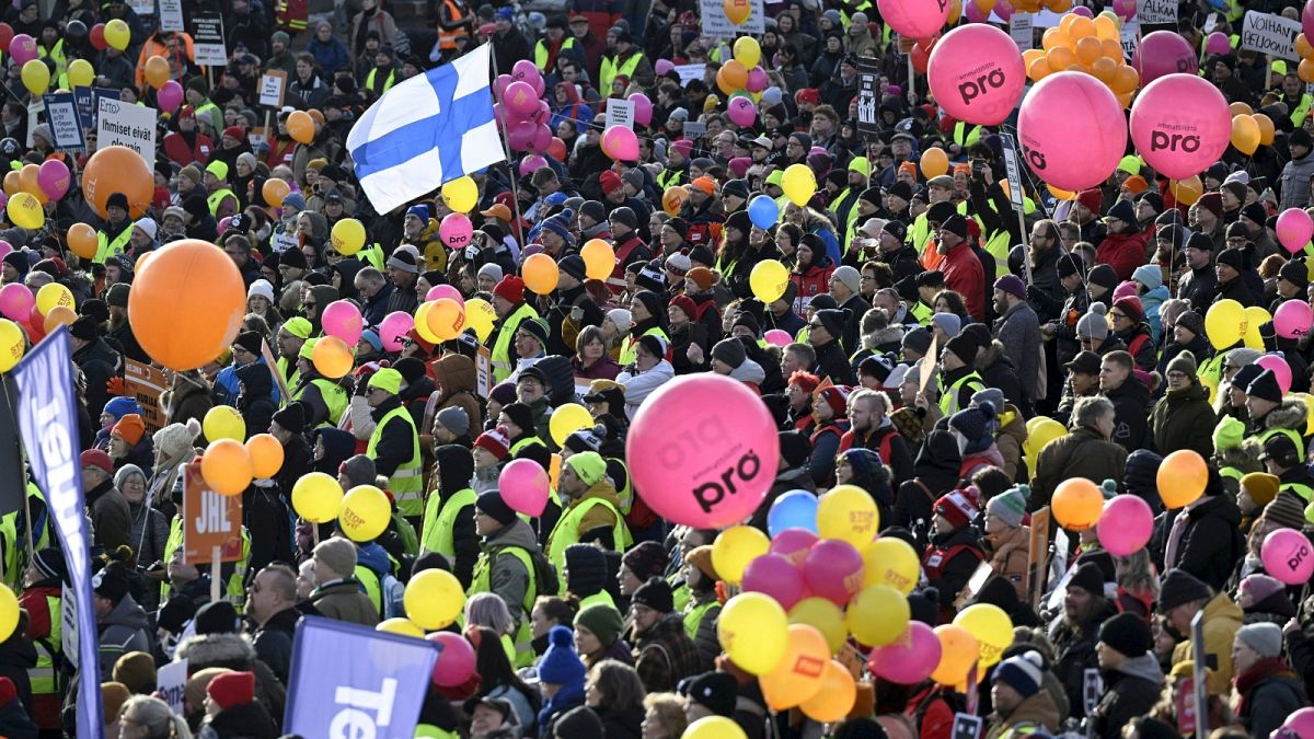 Les grèves « mafieuses » mettent la Finlande au point mort alors que les syndicats affrontent le gouvernement