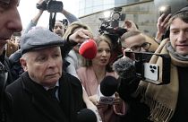 Jaroslaw Kaczynski, a PiS vezetője egy decemberi varsói tiltakozó megmozduláson