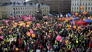 Митинг на Сенатской площади Хельсинки против либерализации рынка труда, 1 февраля 2024 года.