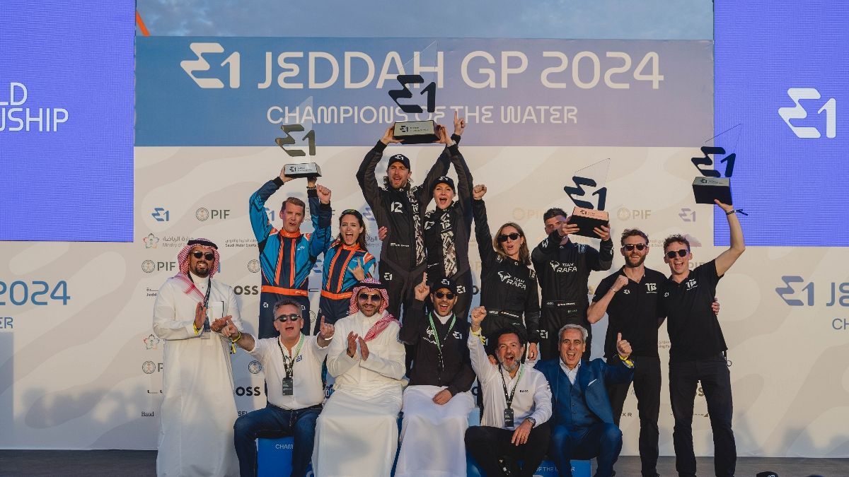 Champions of the water: E1 Series winners pose with founders Rodi Basso and Alejandro Agag as well as members of the Saudi royal family