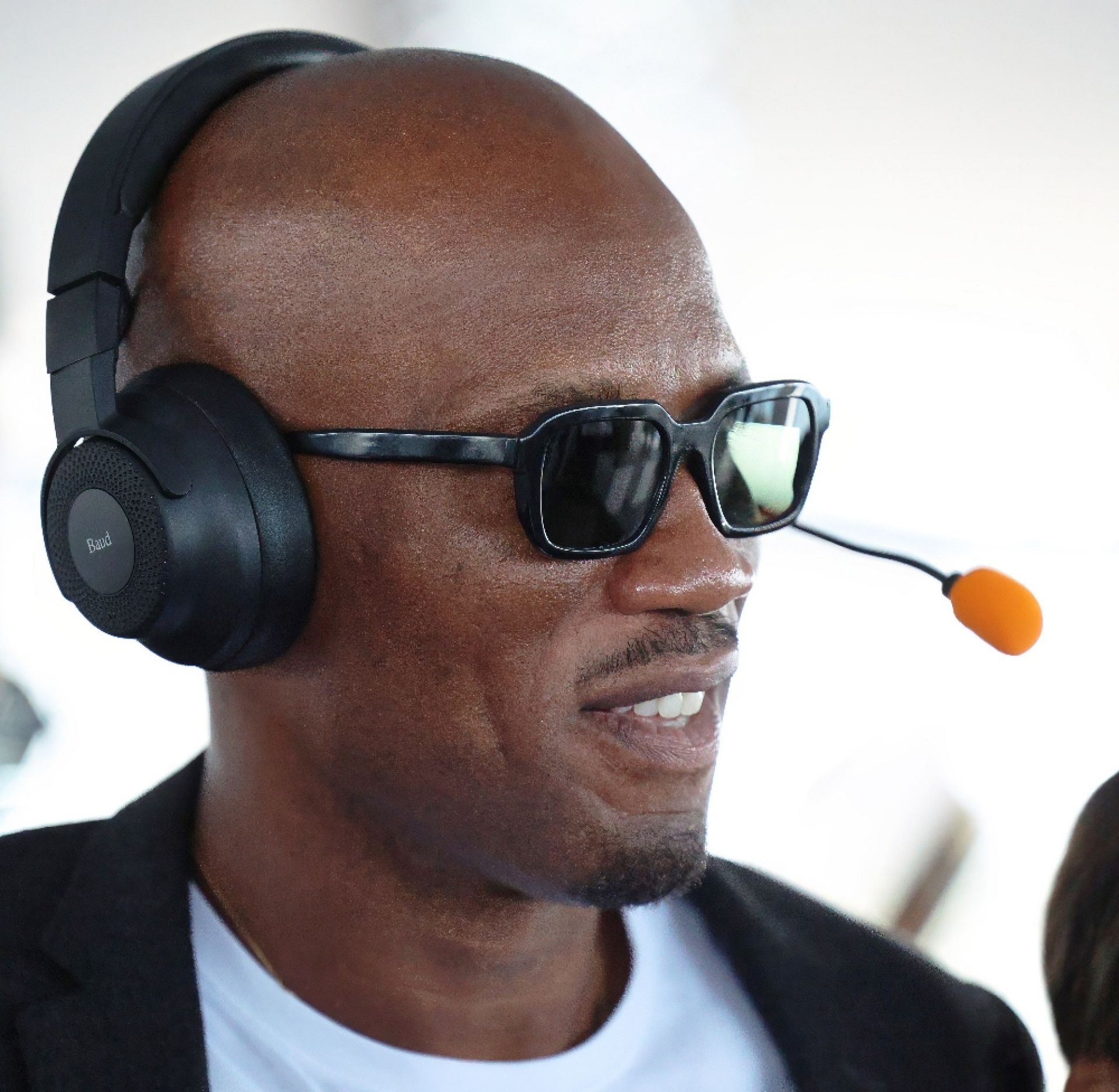 Celebrities and sport superstars enter the water to compete in E1 ...
