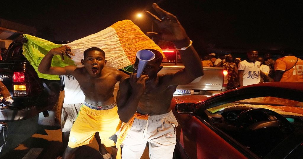 AFCON: Ivorian fans celebrate win against Mali, to proceed to semis - Vimarsana News