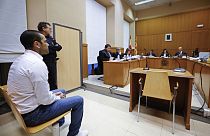 Суд Барселоны признал бразильского футболиста Дани Алвеса виновным в сексуальном насилии