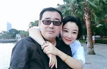 A halálra ítélt Jang Hengjun feleségével, Juan Siaoliang-gal