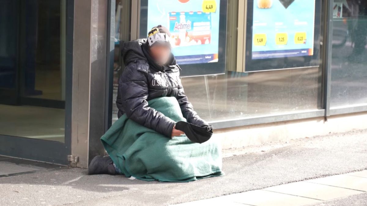 Бездомный на улицах Вены