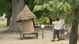 Tanzanie : un village-musée à Dar es-Salaam préserve la culture ancestrale