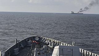 Εμπορικό πλοίο που έχει δεχτεί επίθεση από τους αντάρτες Χούθι στον Κόλπο του Άντεν - φώτο αρχείου