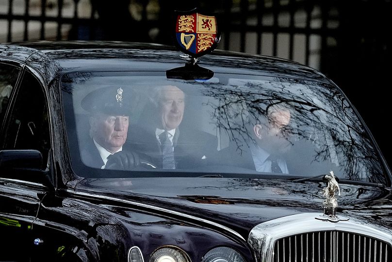 Károly király távozik a Clarence House-ból február 6-án