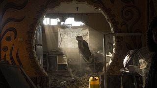 Edifício em escombros após ataque em Rafah