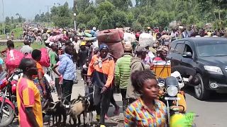 مدنيون يفرون من المعارك في الكونغو