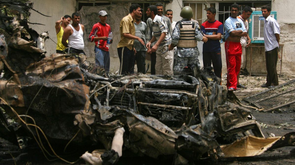 عکس تزیینی است و مربوط به انفجاری در بغداد