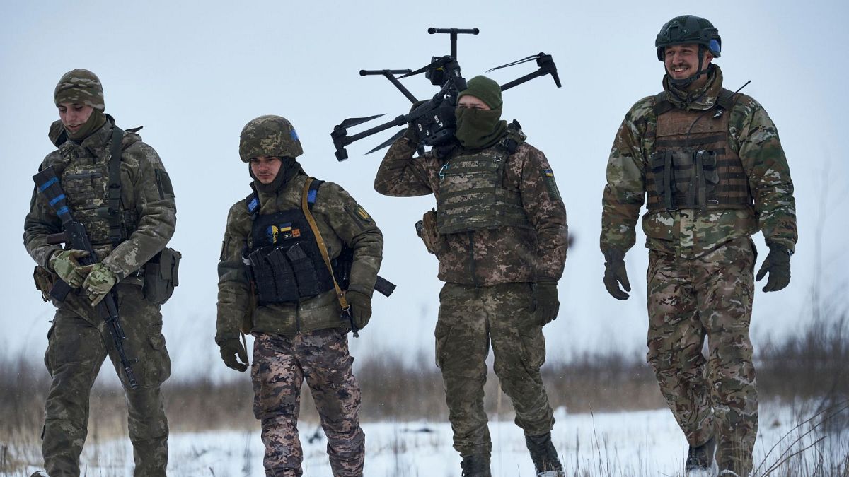 نیروهای اوکراینی در آودیئیفکا در فوریه ۲۰۲۳
