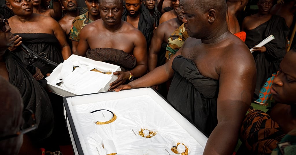 US museum returns Ghana's Looted Artifacts after 150 years - Vimarsana News