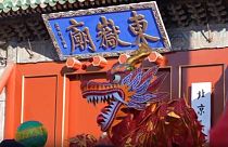 Drachen vor dem Dongyue Tempel in Peking, 10.2.2024