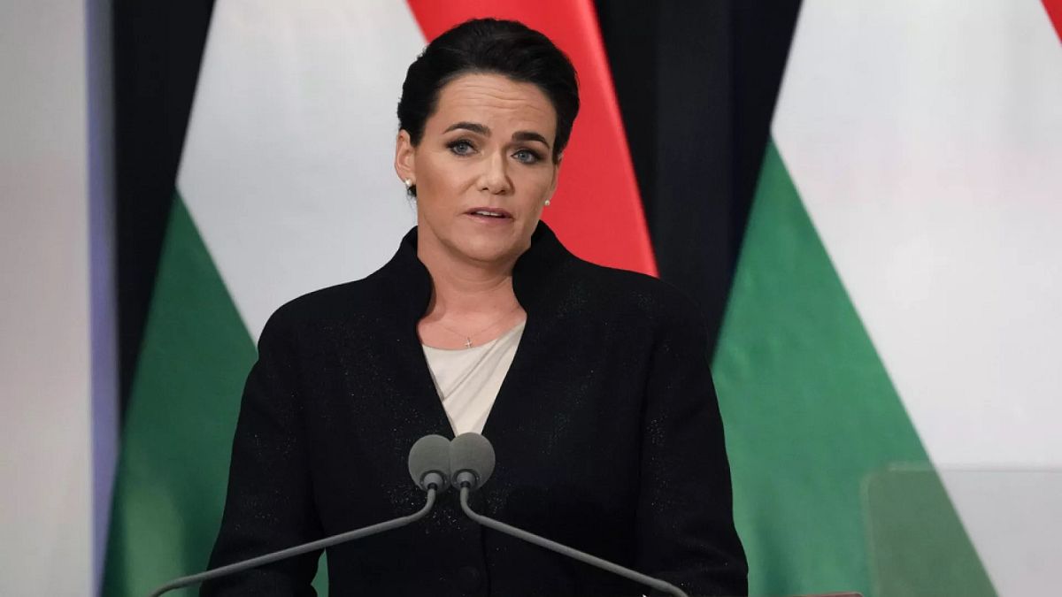 Katilin Novak dimite como presidenta de Hungría