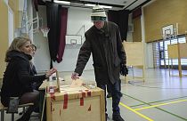 Stimmabgabe in einem Wahllokal in Espoo, 11. Februar 2024. 
