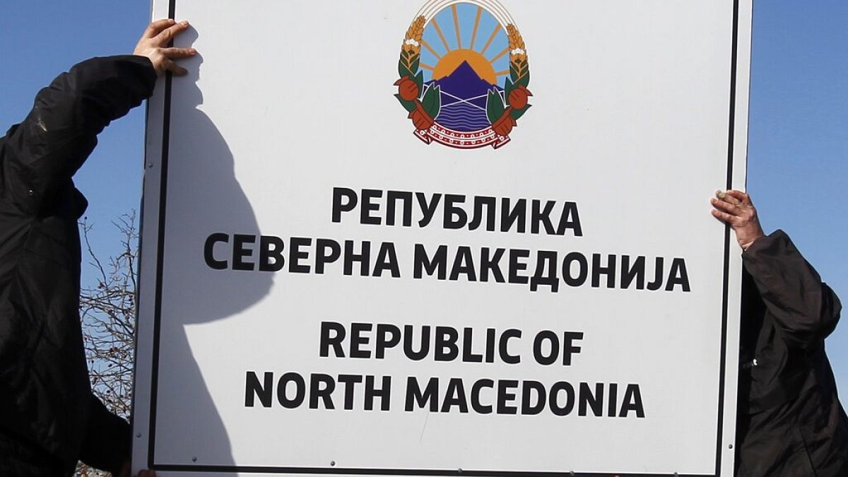 North Macedonian citizens rush to get new passport before deadline thumbnail