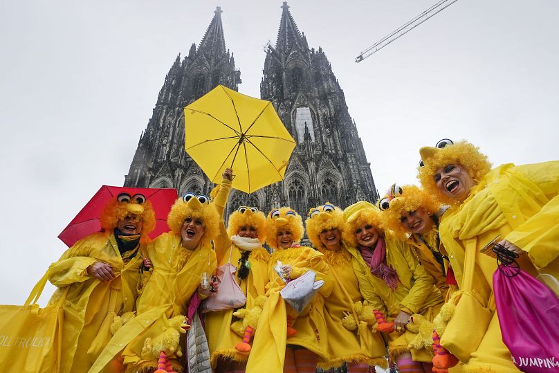 Gelbe Kostümen machten in Köln Laune.