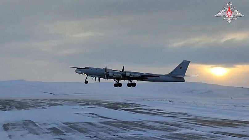 پرواز هواپیمای بمب‌افکن روسیه در آلاسکا