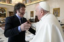 Der argentinische Präsident Javier Milei und Papst Franzikus