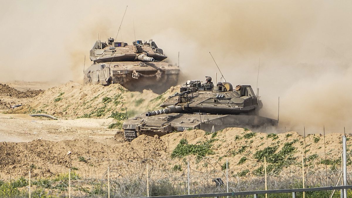 دبابات تابعة للجيش الإسرائيلي في قطاع غزة 