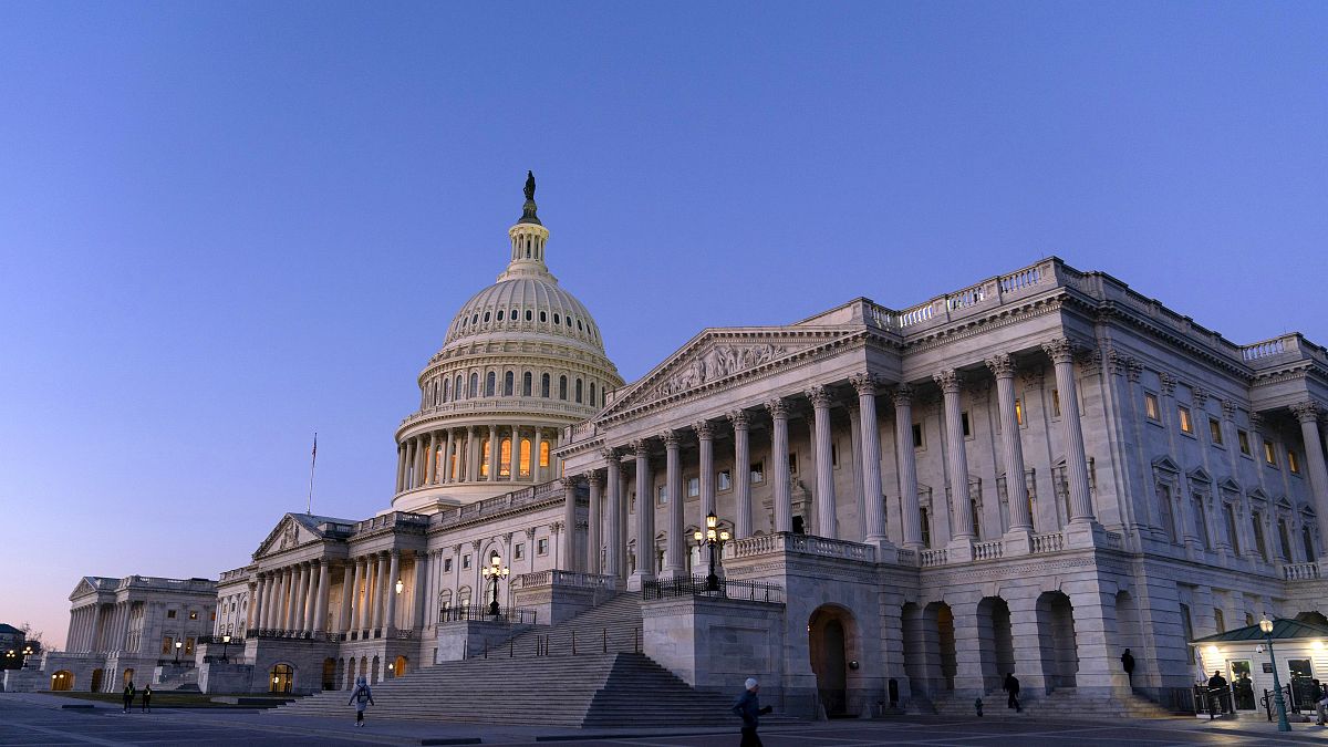 US Senate passes Ukraine aid, but House Speaker refuses to hold vote thumbnail