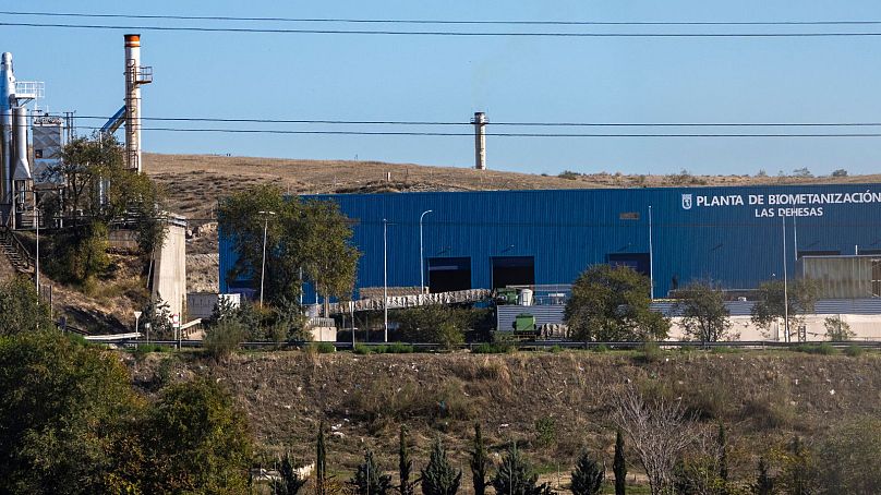 Valdemingomez çöp sahasının bir parçası olan Las Dehesas fabrikası, 2021'de Madrid, İspanya'nın eteklerinde görülüyor.