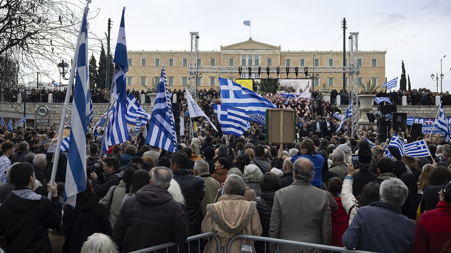 Same sex-marriage divides Greek public as legal recognition draws near |  Euronews