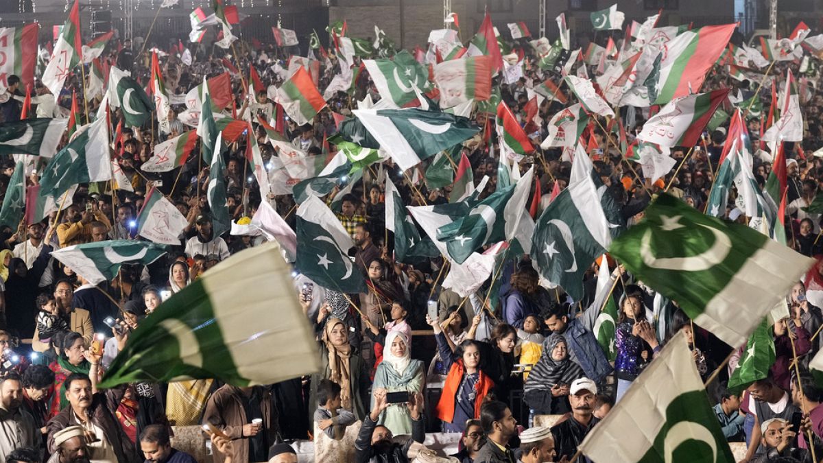 الاحتفالات عقب الانتخابات في باكستان