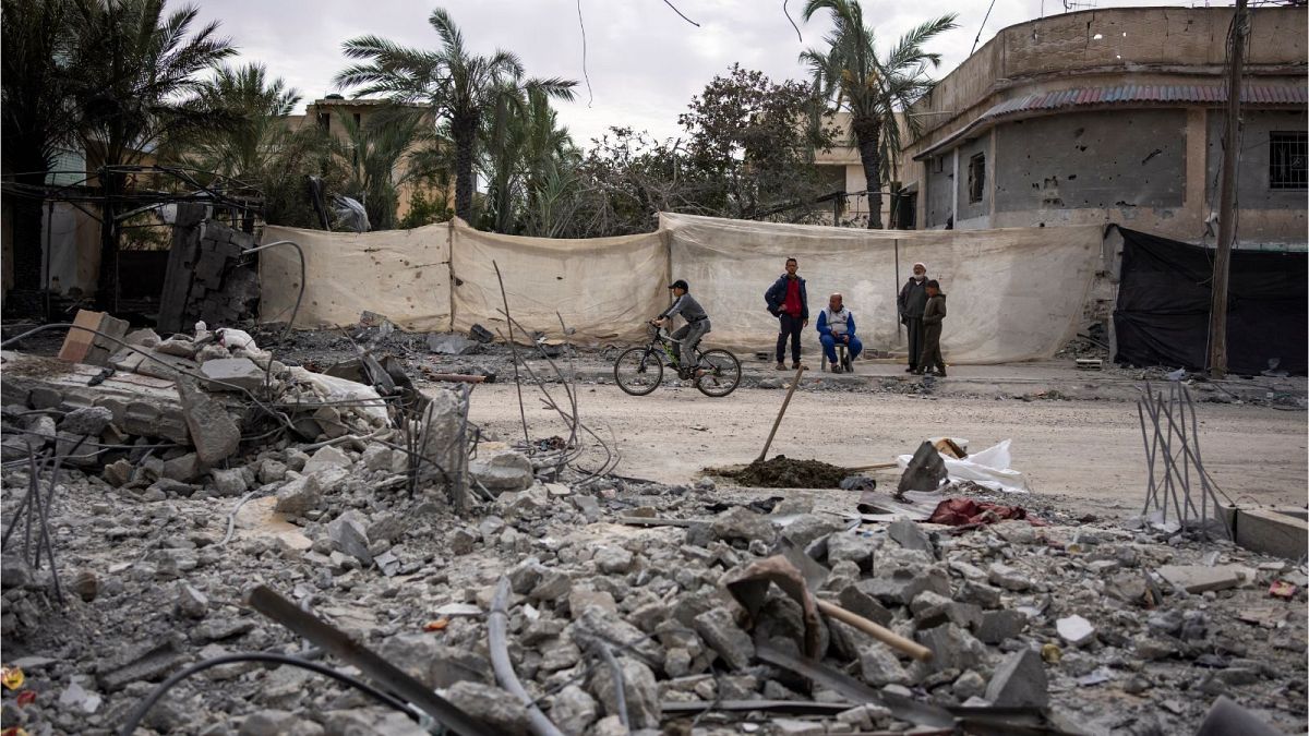 ساختمان‌های ویران در رفح بر اثر حملات اسرائیل
