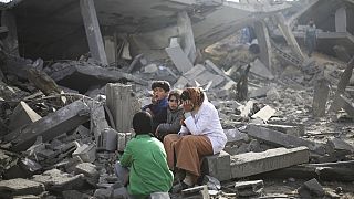 Gaza war: Negotiations continue as Rafah assault looms
