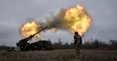 Ukraine repositions troops near Adiivka amid fierce fighting ...