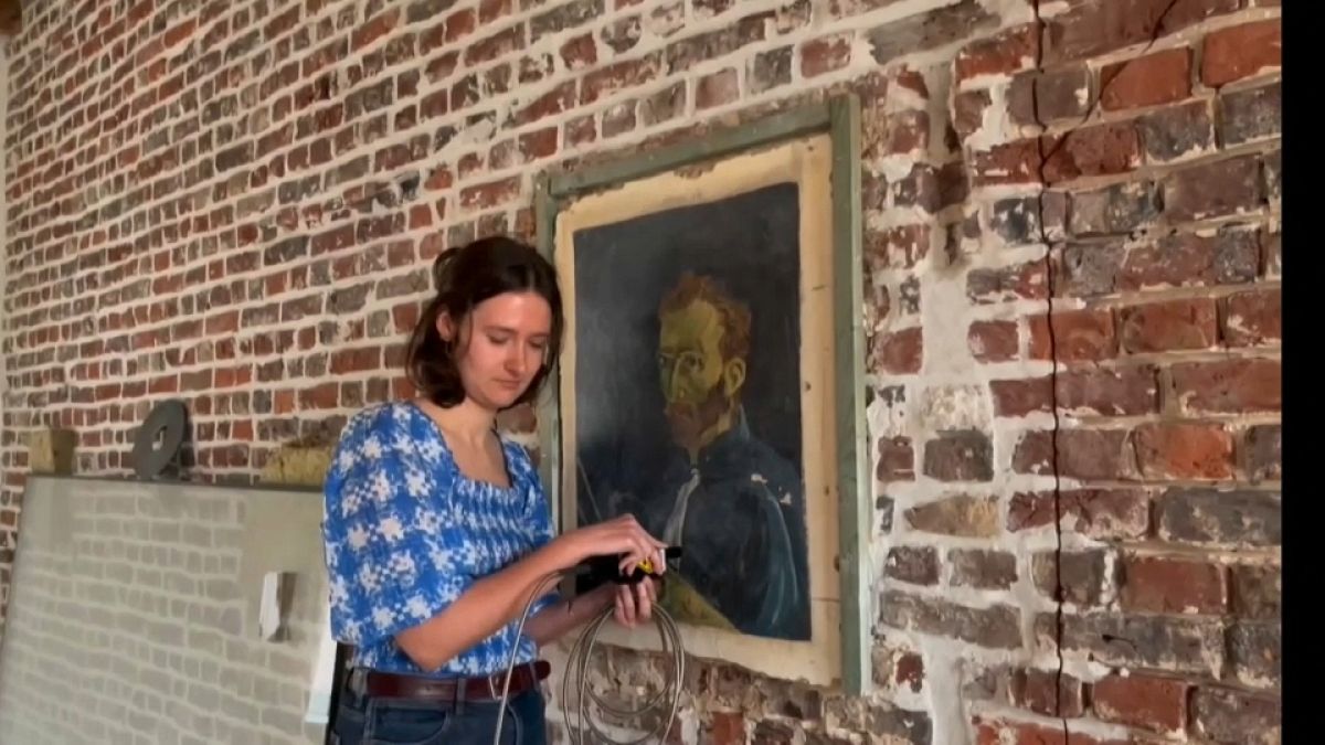 Belgian family painting determined to be a fake Van Gogh thumbnail