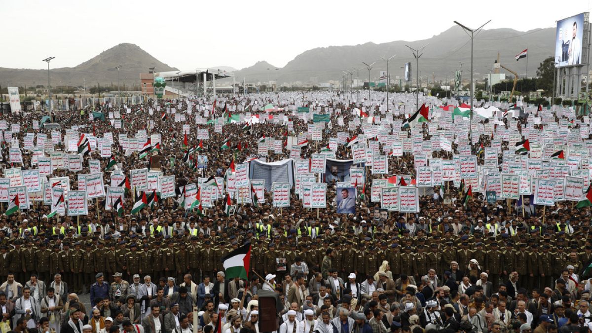 مسيرة دعمًا لفلسطين في صنعاء