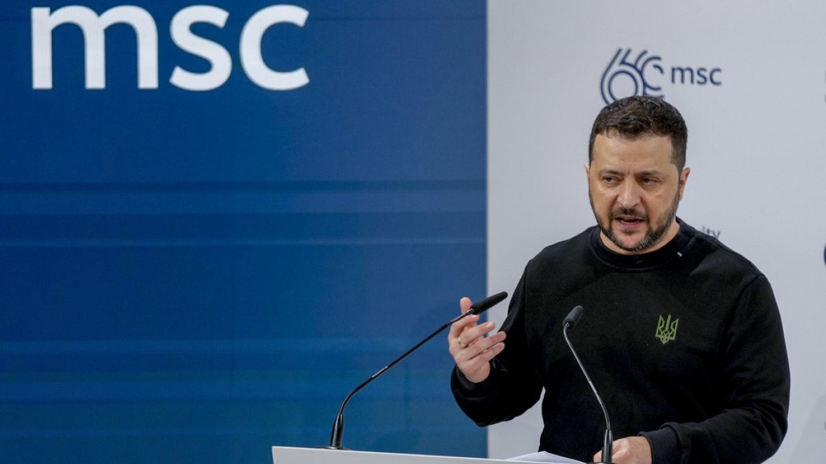 Zelenskyy warns 'artificial deficit' of weapons gives Russia breathing space at security conference thumbnail